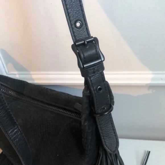 - Leather ASH bag fringe - Picture 8 of 14